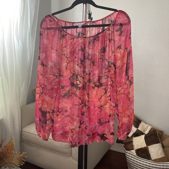 CAbi Top Pink Floral Sheer Chiffon Long Sleeve Popover Summer Party Style (O-10) - Picture 3 of 4